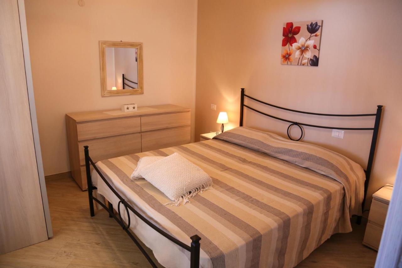 La Casa Di Geppo Apartamento Castelsardo Exterior foto